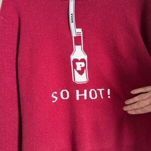 NWT PINK Victory Secret “So Hot” Crewneck Sweater with Bottle Graphic